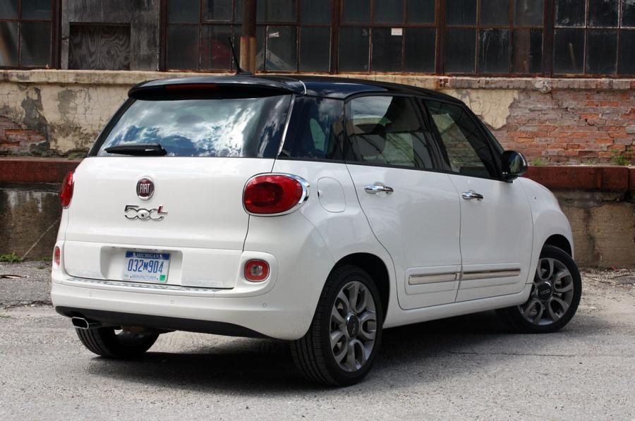  Fiat 500L 2014 года  (фото 99 из 138)